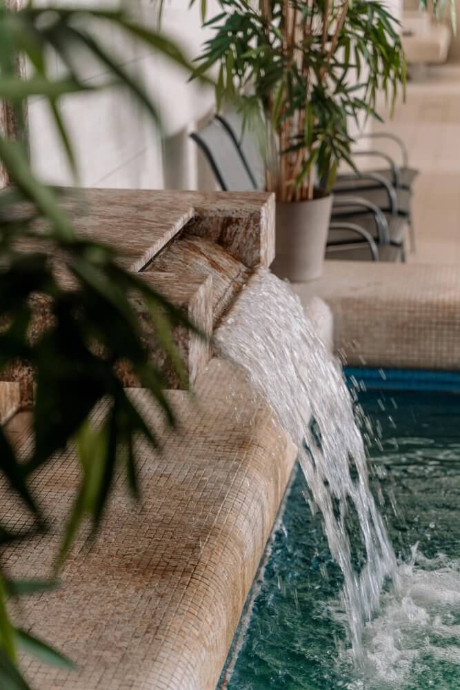 Men's class: plunge pool