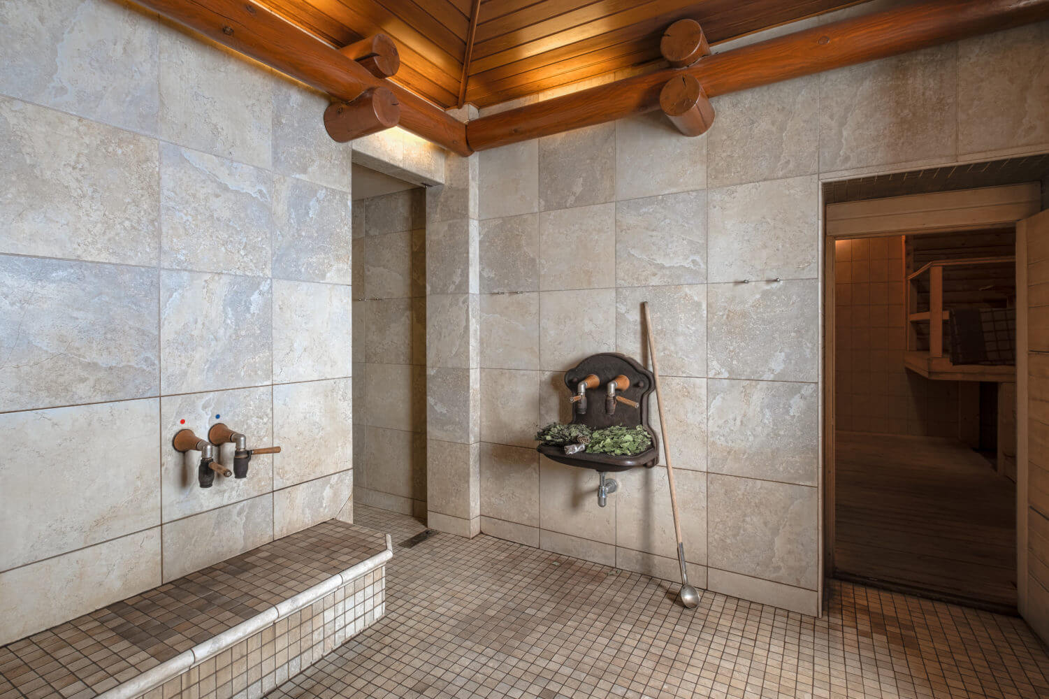 Russian class: steam room